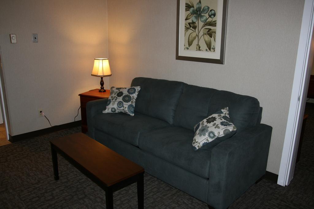 Bangor Inn & Suites Kamer foto